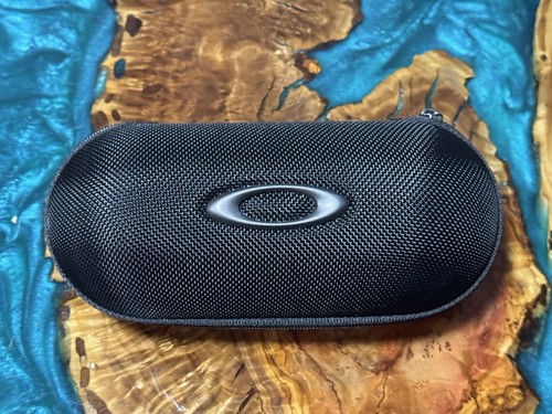 Oakley vault sunglass case - sunglass,