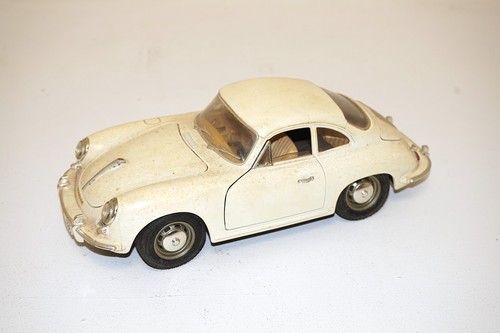 Burago bburago porsche - 1.18,
