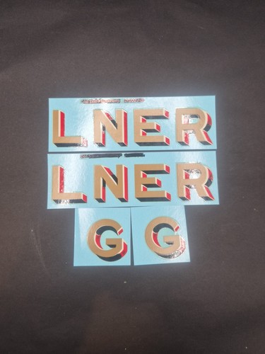 Gauge lner gold lettering - gauge,