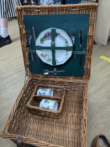 Sirram vintage picnic basket - sirram,