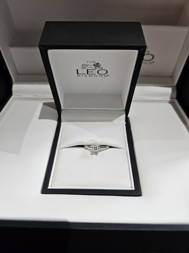 Leo diamond platinum - leo,