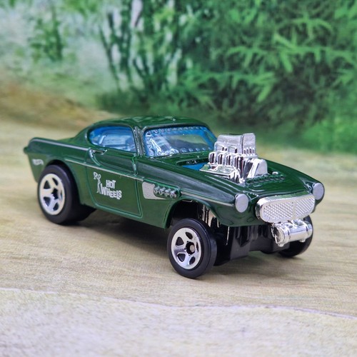Hot wheels volvo p1800 gasser - hot,