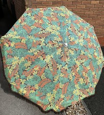 VINTAGE 1970s RETRO FLORAL