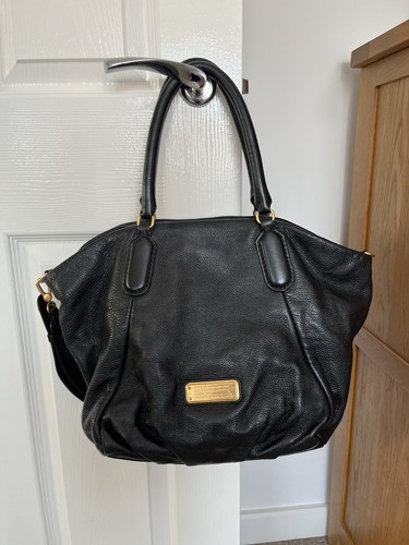 Authentic marc jacobs - by,