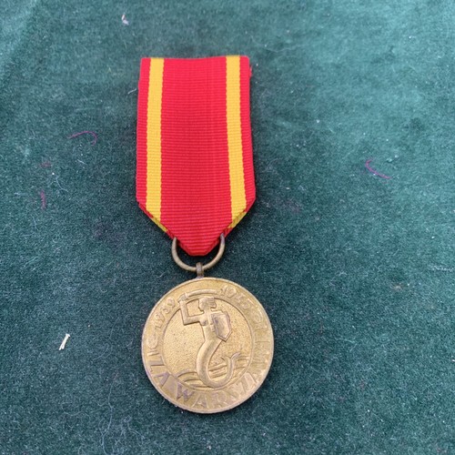 Ww2 battle warsaw medal - battle,
