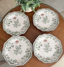 Stacey Solomon Green & White