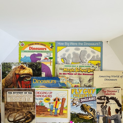 Lot kids dinosaur - kids, books