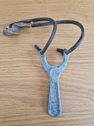 Vintage milbro sling - vintage, shot