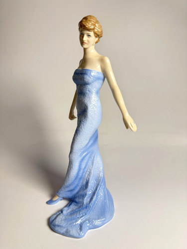 Stunning royal doulton 81899 - royal,