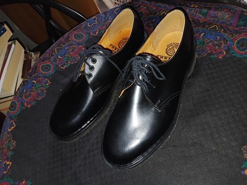 Tredair made england black - made, in