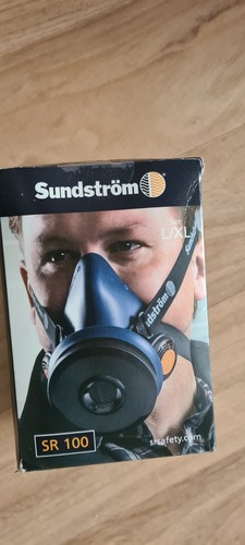 Sundstrom half mask - half,