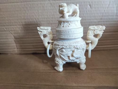 Vintage chinese dragon - vintage,