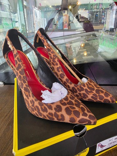 Buffalo leopard print - leopard,