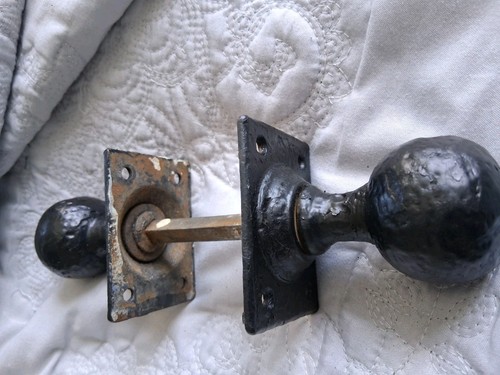 Antique cast iron oval - iron, door