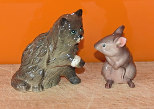 Royal doulton persian grey cat - doulton,