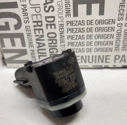 New genuine renault clio - new,