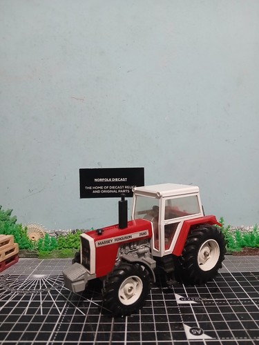 Britains farm toys massey - farm,