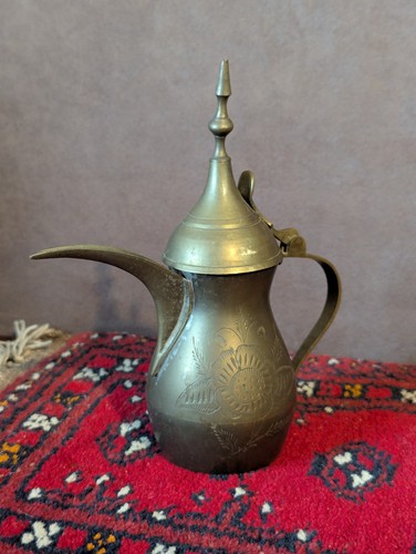 Small brass tea coffee pot - small,