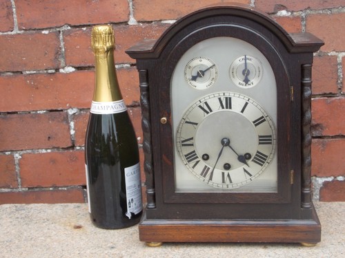 Antique bracket clock with - bracket,
