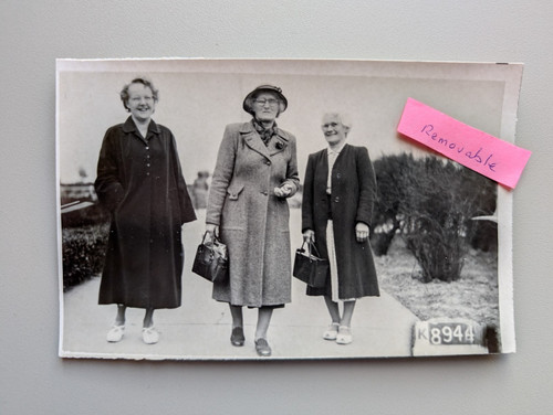 Old walking photo women - photo,