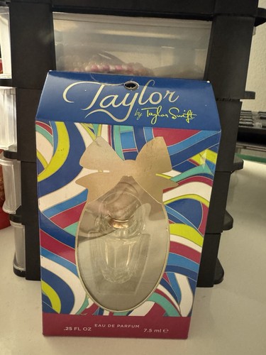 Taylor swift - taylor,