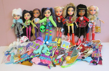 Bratz 2015 Dolls Bundle ~ Music Festival Vibes, Study Abroad etc & Fashion Packs