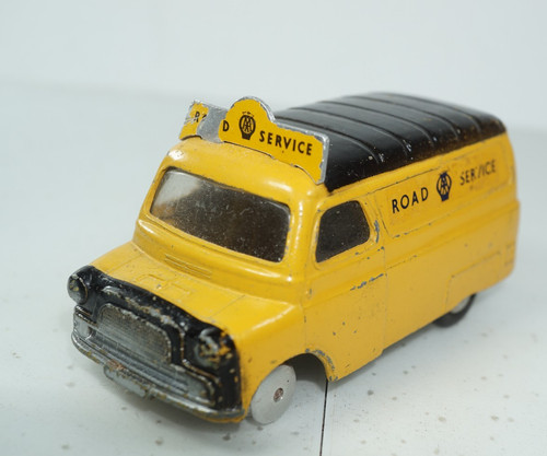 Corgi toys 408 - corgi,