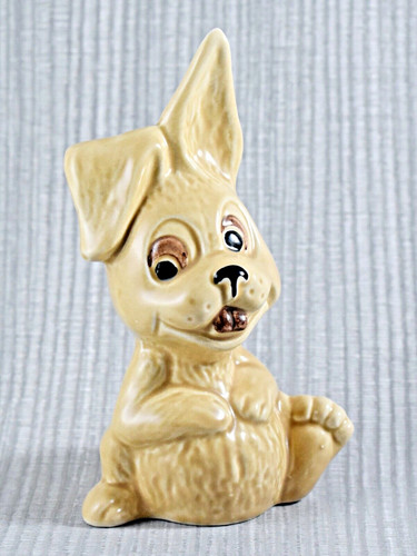 Vintage sylvac lop - lop, eared
