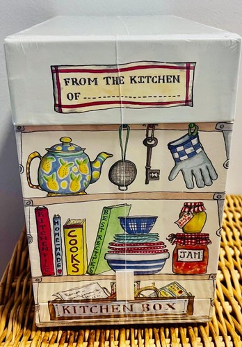 Vintage kitchen recipe box - kitchen,