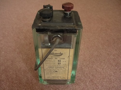 Radio accumulator vintage - radio, accumulator,