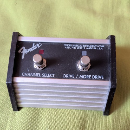 Fender button foot switch - 2-button,