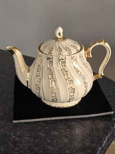 Vintage sadler teapot - vintage,