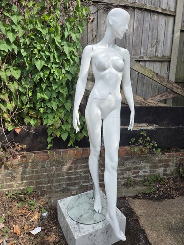 Full size female fibreglass - size,