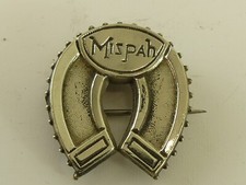 (RefJOH37) Horseshoe shaped