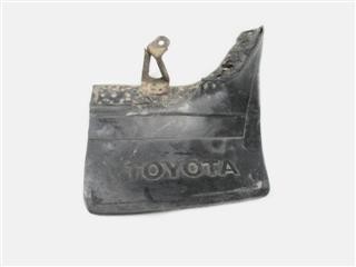 Mud flap right rear toyota - mud,