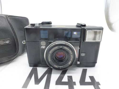 Konica c35 point shoot - point,
