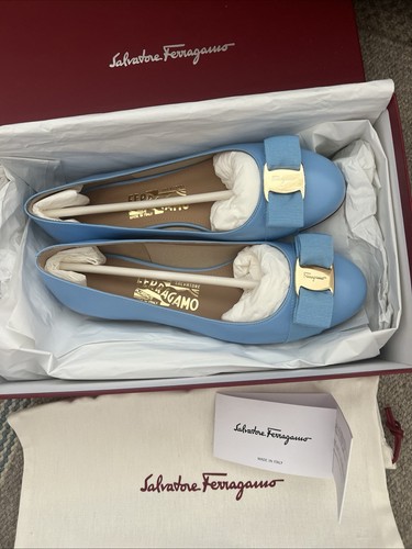 Nwb salvatore ferragamo varina - salvatore,
