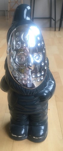 Large grey firetrap gnome - large,