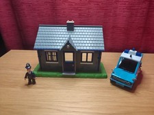 Postman Pat Greendale Police Station Jail With PC Selby & Police Car Rare