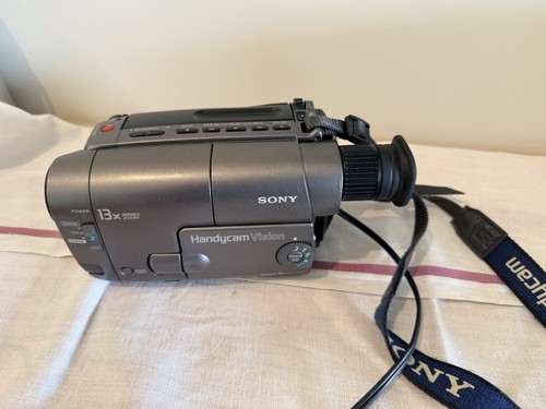 Sony handycam vision - sony, hi8