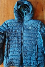 Pretty Green Quilted Feather