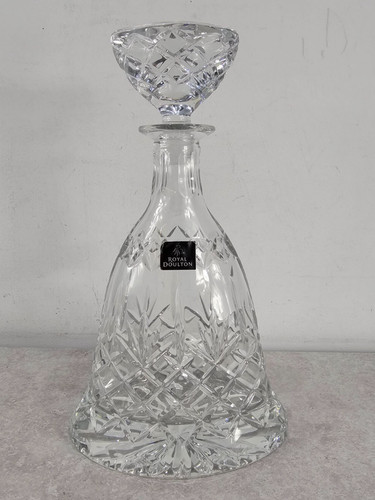 Vintage royal doulton fine - royal,