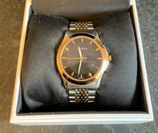 SWISS GUCCI G-TIMELESS 126.4