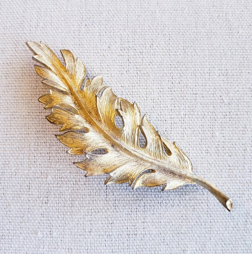 Vintage coro gold tone leaf - vintage,