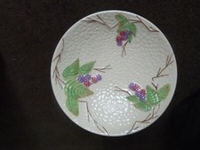 2 X WADE BRAMBLE BOWL 8" & 9 1/4"  (20.5 & 23.5cm) EXCELLENT CONDITION