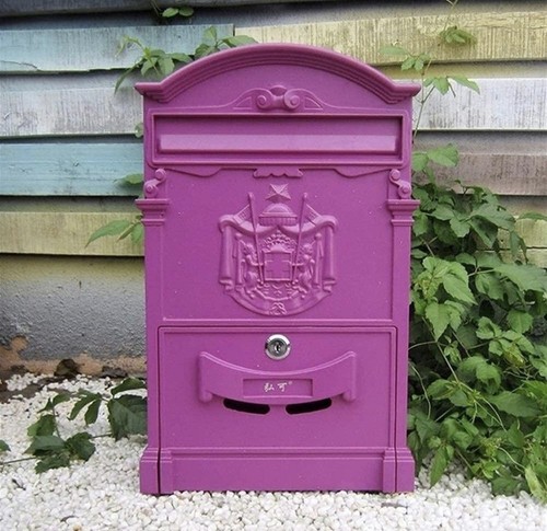 Large vintage outdoor lockable - large,