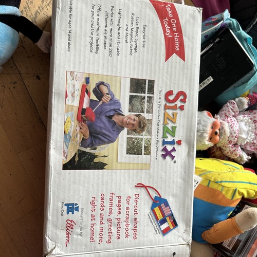 Boxed sizzix personal red die - boxed,