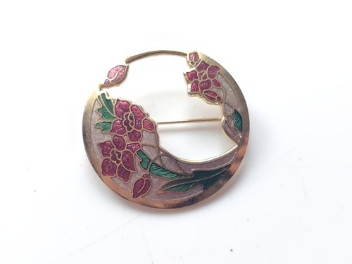 Retro vintage gold tone crown - vintage,