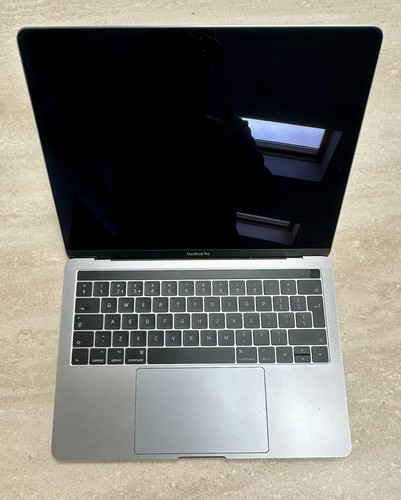 Apple macbook pro inch - 13,