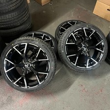 Ex Display 18” Audi 2021 RS3 Style Gloss Black Alloys & 225/40/18 Tyres Audi A3